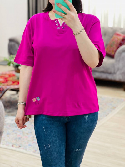 تیشرت یقه وی